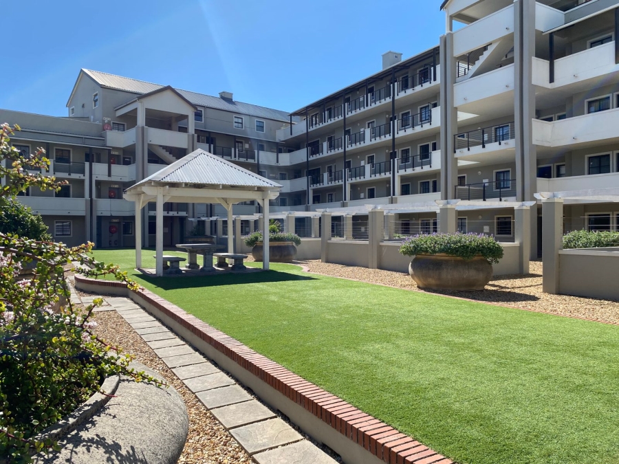 To Let 2 Bedroom Property for Rent in Rondebosch Western Cape